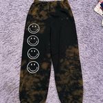 PacSun  Smiley Sweatpants Photo 0
