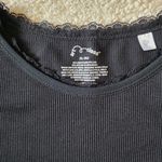 Art Class  Black Short Sleeve Ribbed Crop Top Photo 2