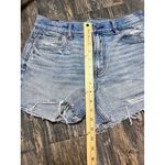 American Eagle Relaxed Denim Shorts Size 6 Light Wash Distressed Frayed Hem Blue Photo 6