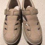 ROCKPORT Womens Leather Shoes Roamed Adjustable Hook & loop Strap Sz 9.5N Beige Photo 0