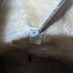 Minnetonka Brown Suede Sheepskin Lined Short Ankle Boots Women's Size 8M 85701 Photo 6