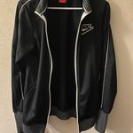 Nike Ladies  Jacket Photo 2