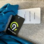 Women’s Cute Champion Top Size XS NWT Photo 3