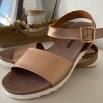 Dirty Laundry Sandals Photo 0