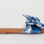 H&M NWOT  Blue & White‎ Patterned Sandals With Bow ( 39 ) Photo 0