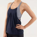 Lululemon Practice Freely Tank in Navy White Gingham - Size 4 - EUC Photo 0