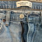 Abercrombie & Fitch Ankle Jeans Photo 1