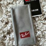 Ray-Ban New  Case and Cleaning Cloth Photo 2