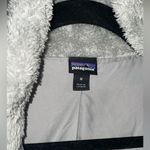 Patagonia Gray fuzzy vest Photo 3