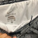 Nike running shorts geometric pattern embroidered swoosh size small #751 Photo 2