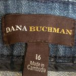 Dana Buchman  Medium Wash High Rise Curvy Straight Leg Stretchy Size 16 Jeans. Photo 4