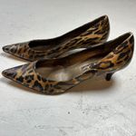 Bandolino  Leopard Print Pointed Toe Heels Women Shoes Size 8.5 Photo 1