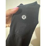 Lululemon Shoulder Cut Photo 4