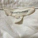 White Button Photo 3