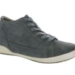 Dansko Onyx Mid Top Milled Nubuck Leather Sneaker in Slate Size 8 or 38 Photo 0