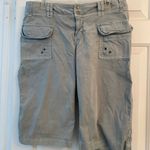 Old Navy olive green hiking Cargo Capri shorts 10 Photo 1