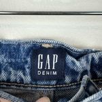 Gap  Mom Fit Denim Shorts Medium Wash Destroy Women’s Sz 10 Photo 3