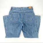 American Eagle Indigo Striped Hi Rise Mom Jean Size 8 Blue NWT Photo 7