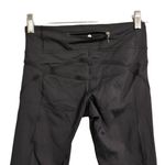 Lululemon Black High-Waisted Ruched Sculpting Yoga Capri Leggings Size 4 Photo 4