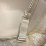 Cacique  Bra BNWOT size 46C with adjustable stripes smooth boost plunge Photo 7