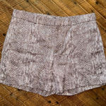 Banana Republic brown snakeskin textured size 4 shorts Photo 0