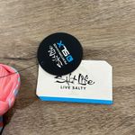 Salt Life NWT  performance SLX UPF 50 sports bra. Moisture wicking Photo 2