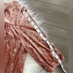 Listicle 🆕 Blush Velvet Women’s Dress Size S Photo 3