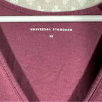 Universal Standard Maroon V Neck Short Sleeve Midi Dress Photo 2