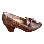 Brioso Maureen Tailored Colorbloack Leather Pumps, Size 8 Tassels NWOT comfort Brown Photo 7