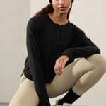 Athleta Canyon Henley Top Lightweight Cropped Women's XL Black Athleisure NWT Photo 0