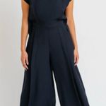 DO+BE  graphite grey cropped wide leg jumpsuit size small Photo 5
