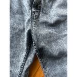 BDG  High-Rise Twig Ankle Gray Acid Wash Jeans Photo 2