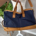 DSW NWOT  nylon duffle bag with removable strap Photo 1