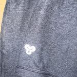 Aritzia  TNA Photo 1