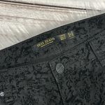 Isis Women's Floral Printed Velvet Casual Jeans Size undefined Photo 4