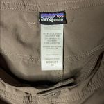 Patagonia  Women’s Solimar Hiking Shorts Sz 10 Photo 6