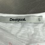 Desigual  White Short Sleeve T-shirt with Floral Design - Size Small - VGUC Photo 2