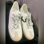 ZARA  casual womens sneakers size 6 NWT
Perfect for a vacation trip or any day Photo 6