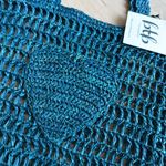 BTB Beyond the Beach LOS ANGELES woven raffia Heart Beach Tote Bag Blue Photo 1