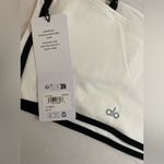 Alo Yoga NWT Airbrush Streamline Bra Tank Top Ivory Black Size M Photo 7