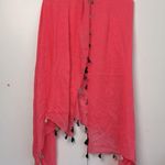 Tahari | Lightweight scarf with Tassels 70x37.5 Photo 3