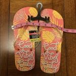 Good Vibes Only Orange Yellow Beach Flip Flops NWT Size 11/12 Photo 3