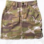 Hollister Camo mini skirt size 00 NWOT Photo 0