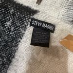 Steve Madden White Two-Tone Buffalo Check Blanket Scarf NWT Photo 5