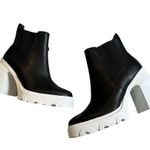 Sorel Brex Waterproof Platform Heeled Chelsea Boot, Sz 6 Photo 1