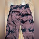 Women's Brown and Black Tie Photo 2