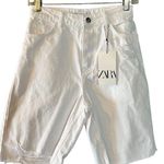 ZARA Distressed Jean Shorts Raw Hem White Sz 2 Denim Bermuda NWT Spring Preppy Photo 0