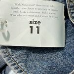 Xhilaration Women's Vintage Wide Leg Cropped Jeans Size 11 Medium Wash Flare Photo 2