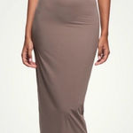 SKIMS lounge skirt in Oxide NWT size Medium Photo 0