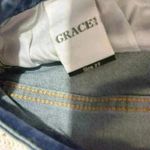 GRACE IN LA Grace of LA distressed capris size 27. Photo 4